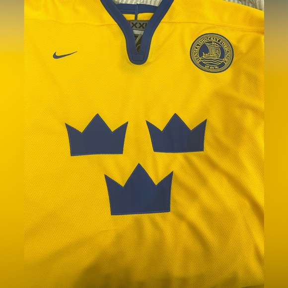 ‼️ Vintage Deadstock Nike Sweden National Hockey Team Jersey 🇸🇪🏒 - Size 2XL - Picture 4 of 9